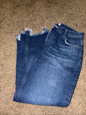 We The Free Dark Blue Cropped Jeans with Frayed Hem